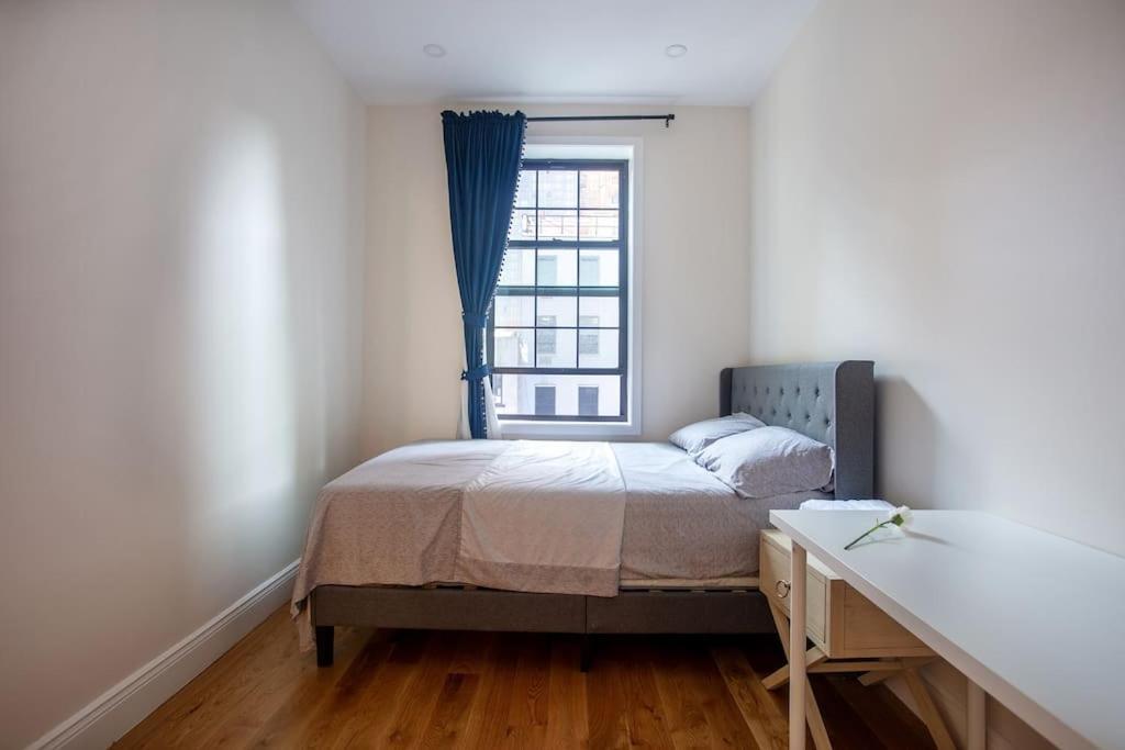 Habitación en casa particular Apartment Time Square